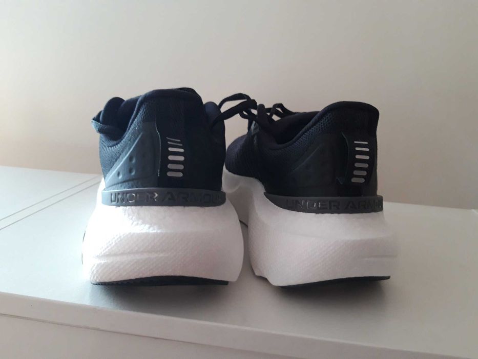 Sapatilhas corrida running UNDER ARMOUR - Artigo NOVO.
