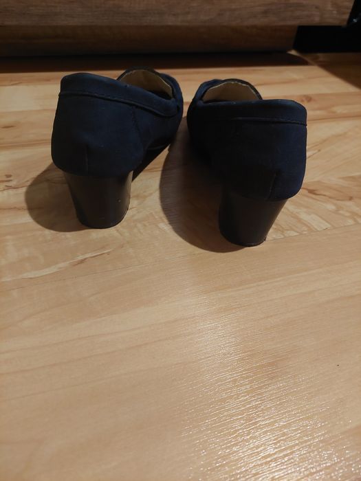 Buty damskie marki Via qiulia rozmiar 36