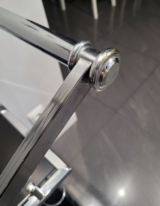 Barek czarne szkło plus chrom nowoczesny