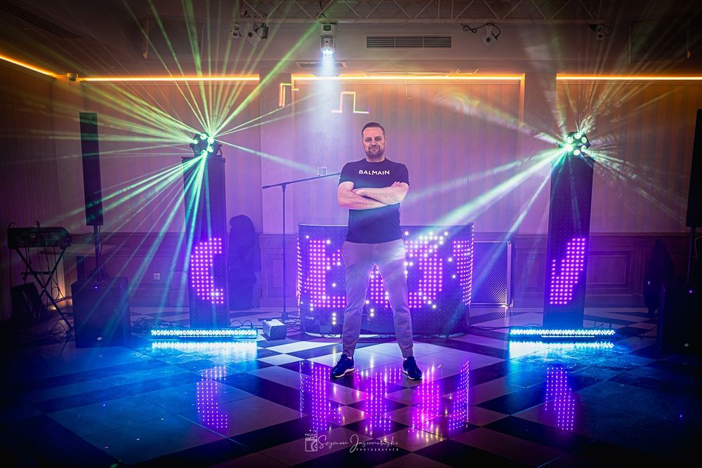 Dj Tomsky wodzirej / prezenter / wokalista/dj  imprezy 2026/2027