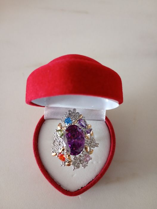 Pierścionek srebrny z kamieniami Swarovskiego nr.9