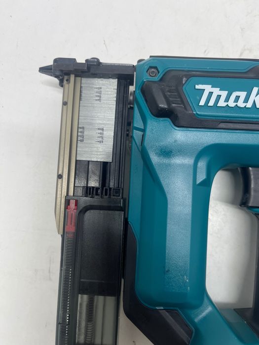 Makita PT354DZ sztyfciarka akumulatorowa 12V CXT body gw12m fv23