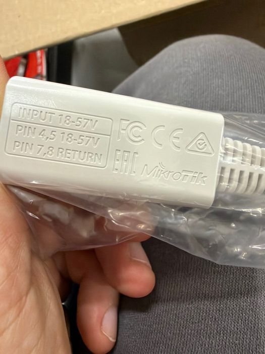 Адаптер PoE Mikrotik RBGPOE маю 45шт