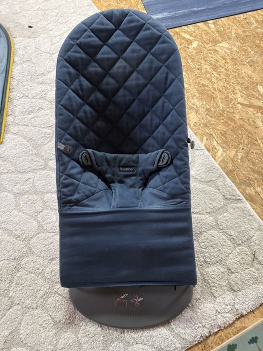 Bujaczek babybjorn granatowy