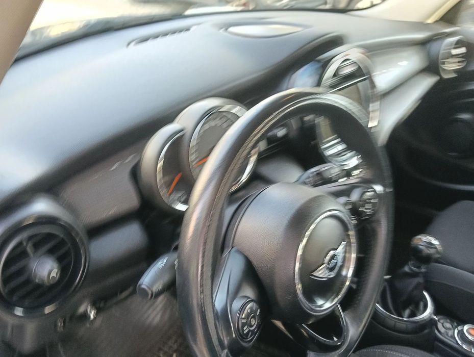 MINI 5 Portas Cooper D Seven