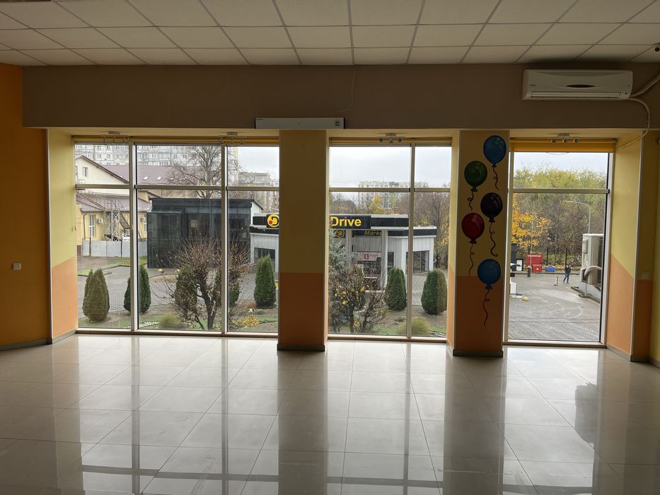 Продаж приміщення 200 кв/м