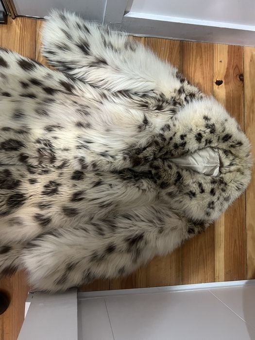 Casaco comprido de pele