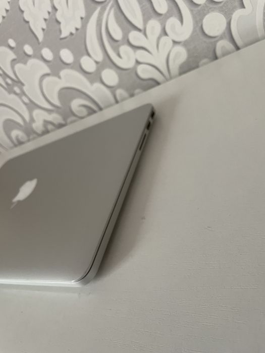 MacBook Pro 13 2014 як новий