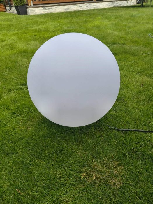 Sprzedam dwie nowe lampy ogrodowe