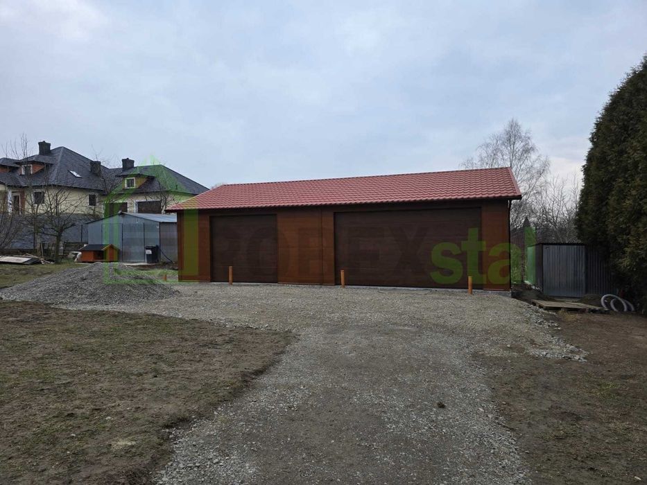 hala Garaż ocieplany z płyty warstwowej 12,5x8 złoty dąb orzech