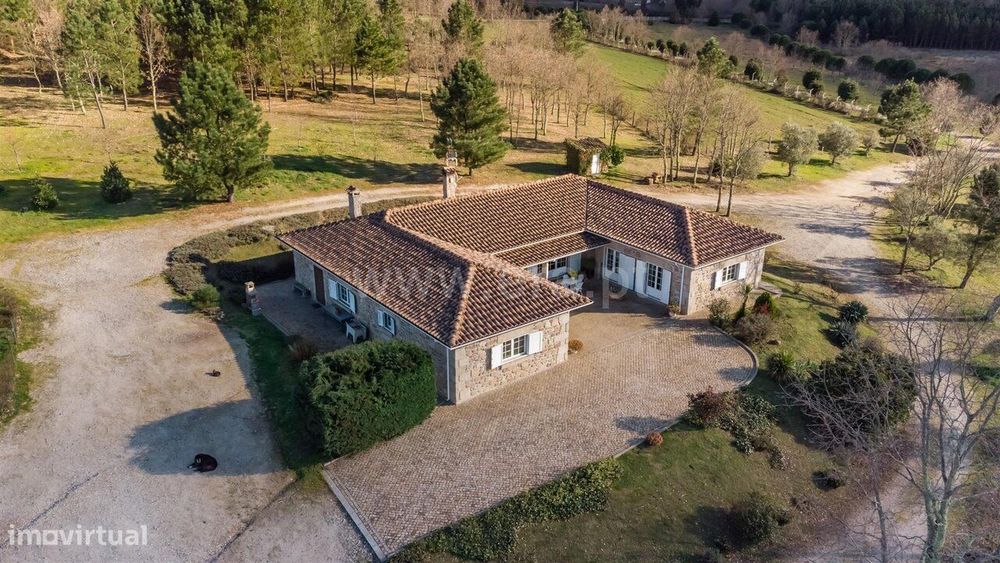 Moradia Isolada T5 / Sabugal, Sabugal e Aldeia de Santo António