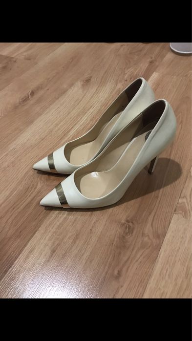 Sapatos elisabetta franchi 39