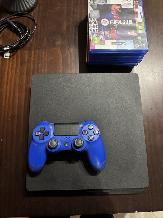 Ps4 Pro 500 GB com caixa