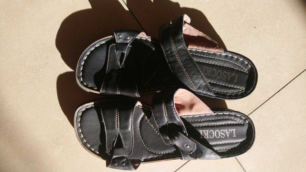 Klapki damskie Lasocki nowe rozm. 41