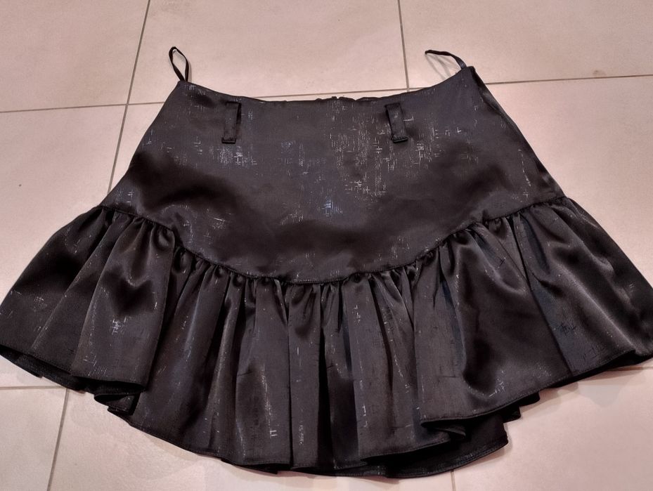 Spódniczka damska czarna świecąca