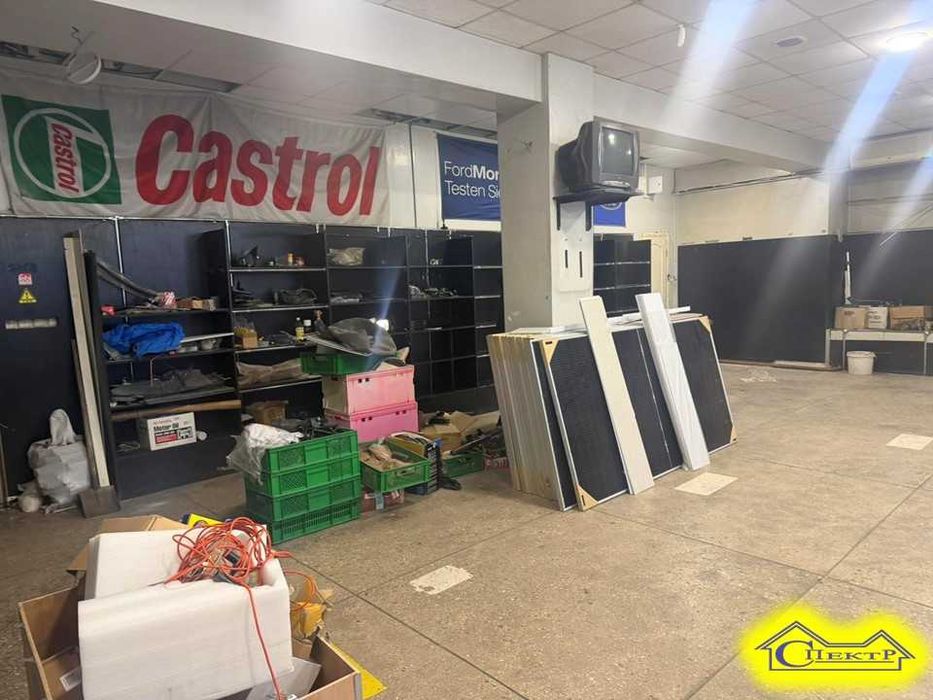 110кв.м. офіс магазин 95квартал зі світлом   акумулятор 30квт інвертор