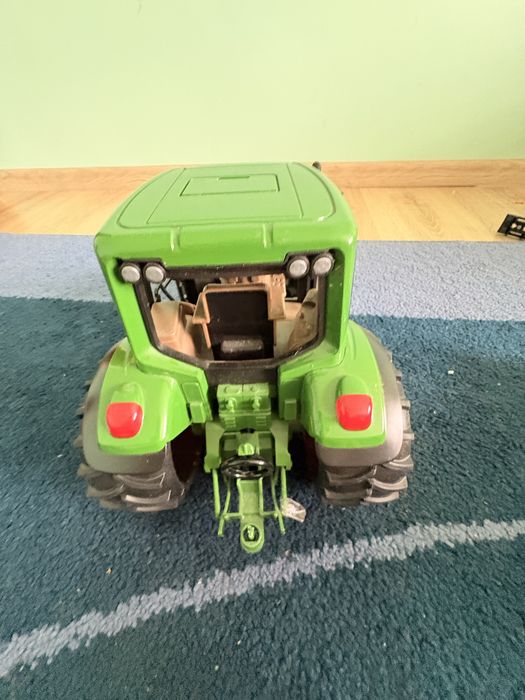 Трактор John Deere Bruder Брудер
