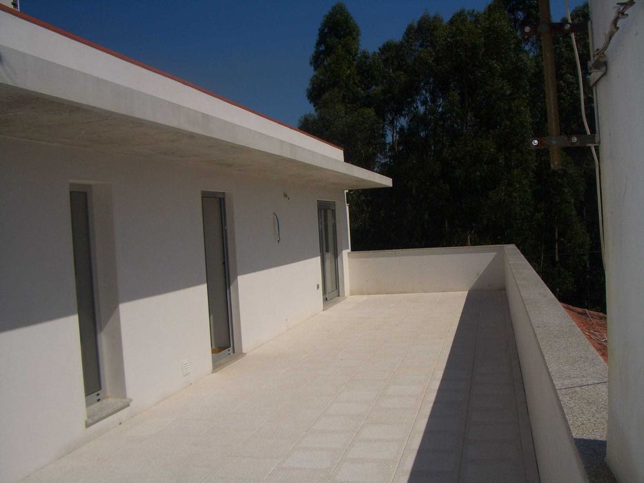 Apartamento T1 arrendar em Valença