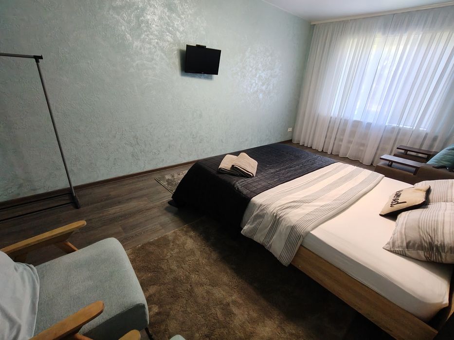 Подобова оренда однокімнатної квартири люкс Прилуки