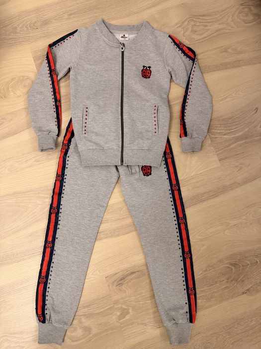 Пакет речей на дівчинку 6-7 років