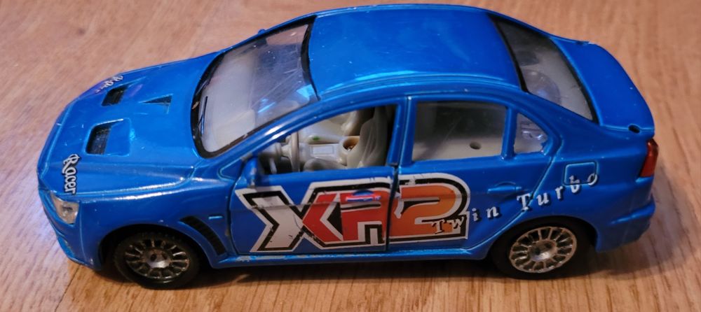 Sprzedam lub zamienię model samochodu!