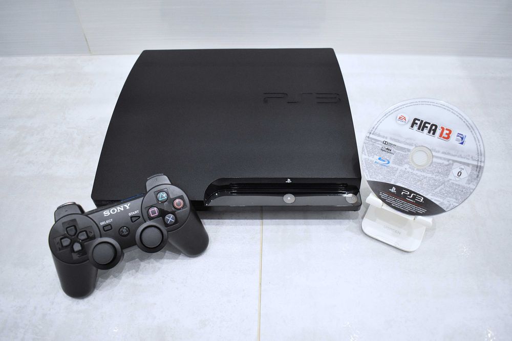 Konsola Sony Playstation 3 Slim PS3 Dysk 250 GB Pad Fifa CECH-2104B Wysyłka 100% Sprawna!