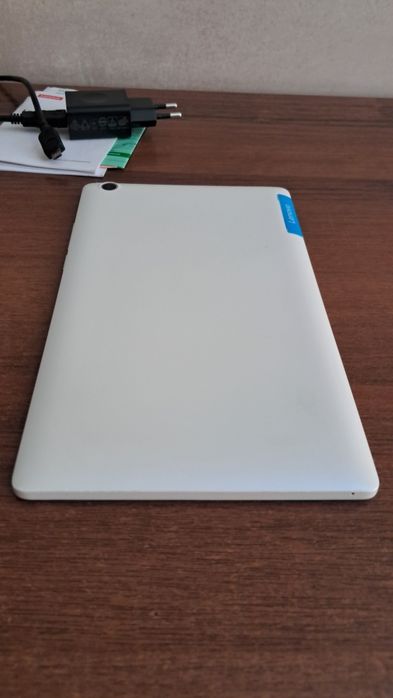Планшет LENOVO TAB3 850M