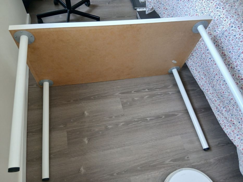 Secretária ikea LAGKAPTEN