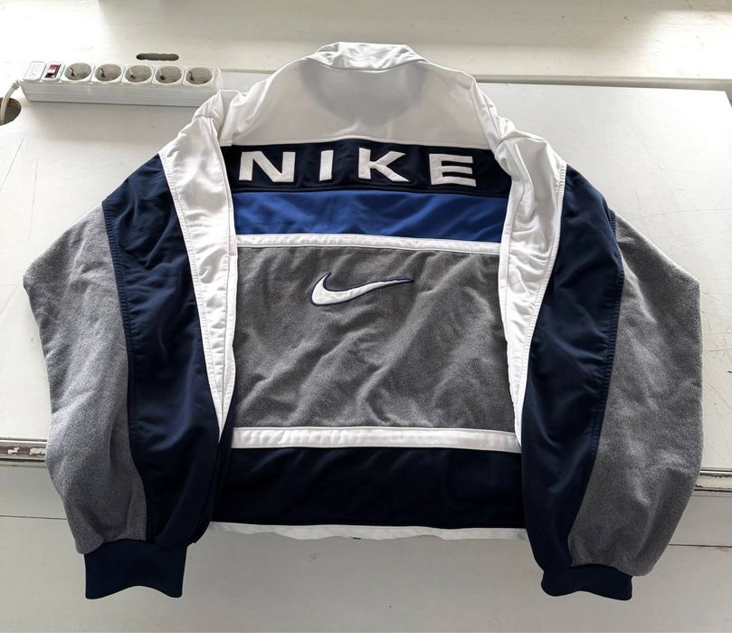 Жилетка найк сб аир жилет nike court поставка вещей бомбер наскар реп