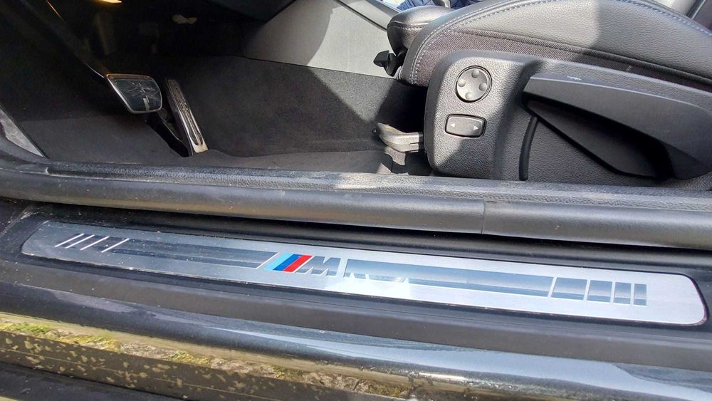 BMW 330e pack M extras Nacional