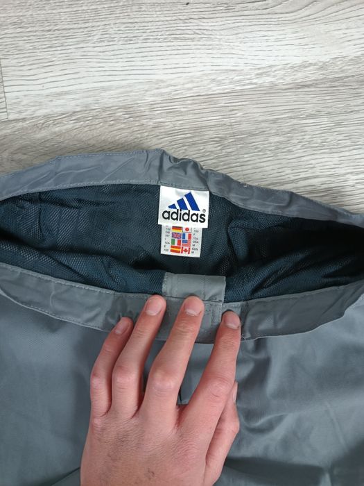 Szerokie spodnie adidas rozmiar S idealne na narty