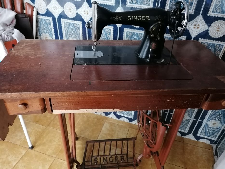 Máquina Singer antiga