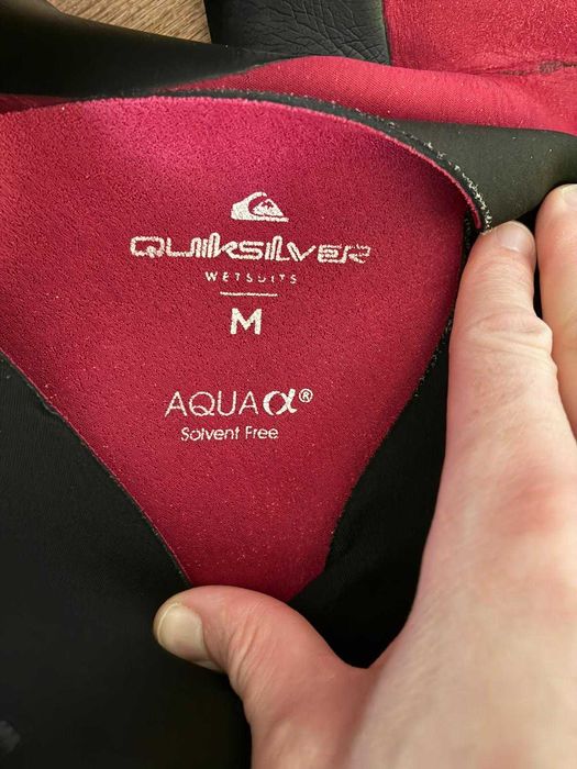 Fato de surf Quiksilver 4/3 mm – Tamanho M – pouco uso