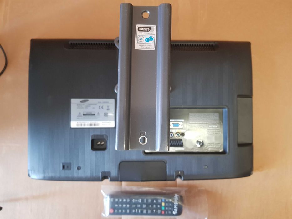 Телевізор Samsung LT22B350EW