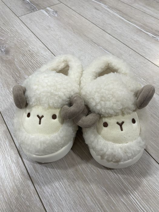 Продам нові дитячі тапочки! Чудовий подарунок до Нового року