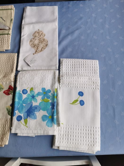 Vendo panos louça, trabalhados ou simples.