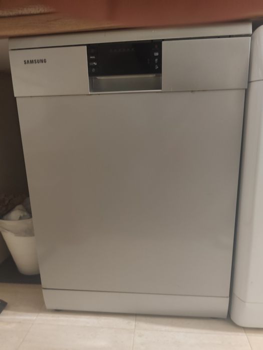 Lava louça Samsung 200€