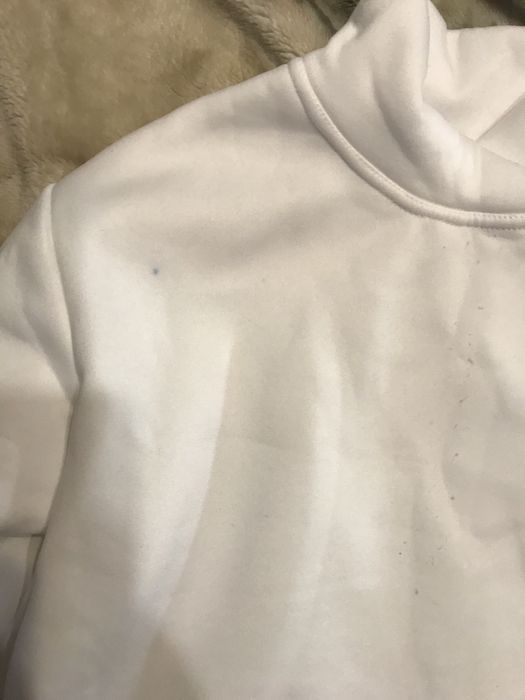 Продам костюм на флисе есть дефект