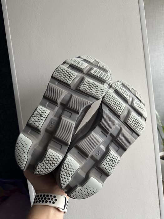 On cloudmonster 2 46(29,5см)