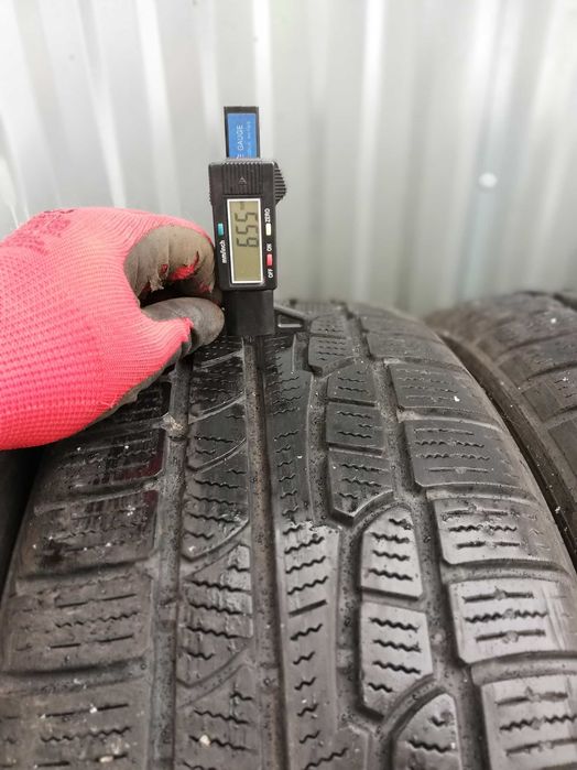 4 opony zimowe Nokian 225/55R18 z rantem, 7 i 6,5mm.