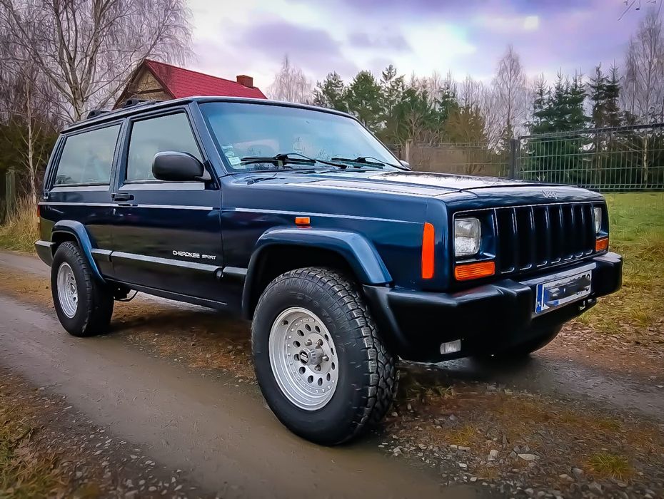 Bardzo ładny Jeep Cherokee XJ