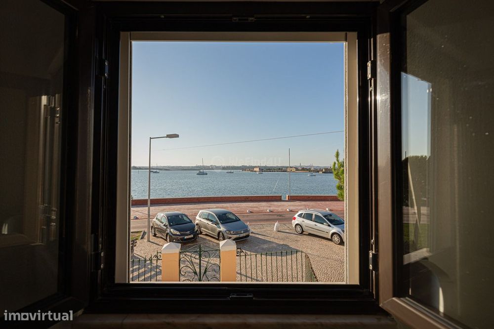 Arrendamento de Apartamento T2 Vista Baia Seixal