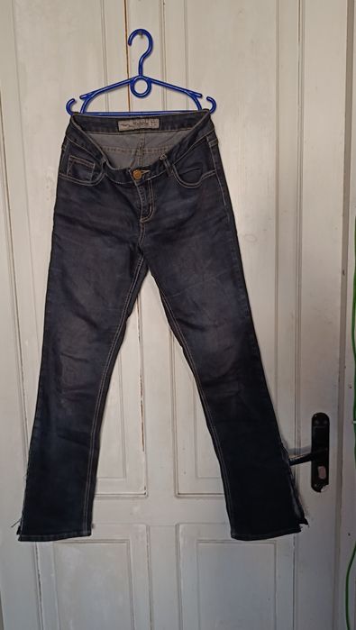 Джинси на низькій посадці