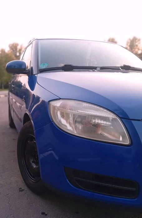 Продам надійний автомобіль шкода фабія 2