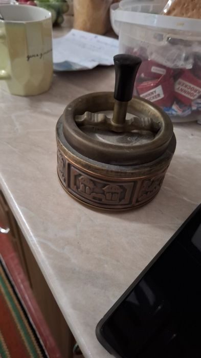 Пепельница усср, попельничка , мідьно латунна