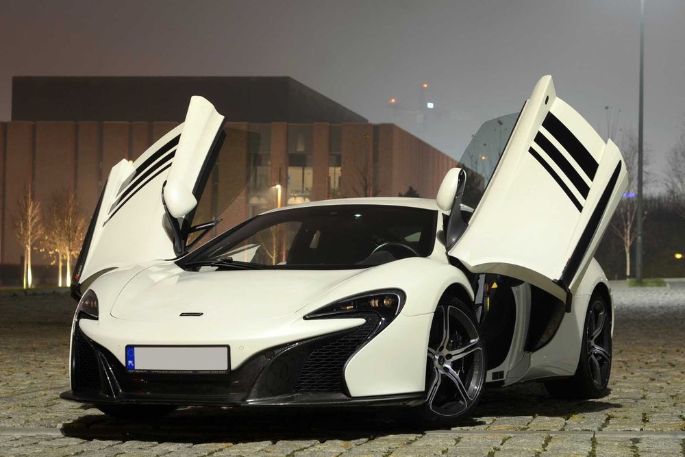 Wynajem sportowy samochód do ślubu Ferrari McLaren Lamborghini Skyline GTR Mercedes AMG Aston DB9 Mustang Camaro Premium auto na wesele zdjęcia film