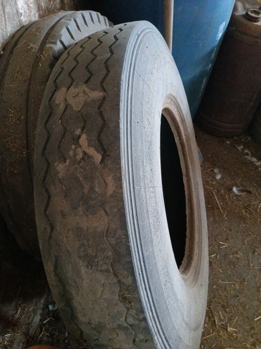 Części przyczepa Autosan d44 opona 900x20