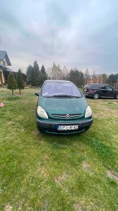 Samochod Citroen Xsara Picasso