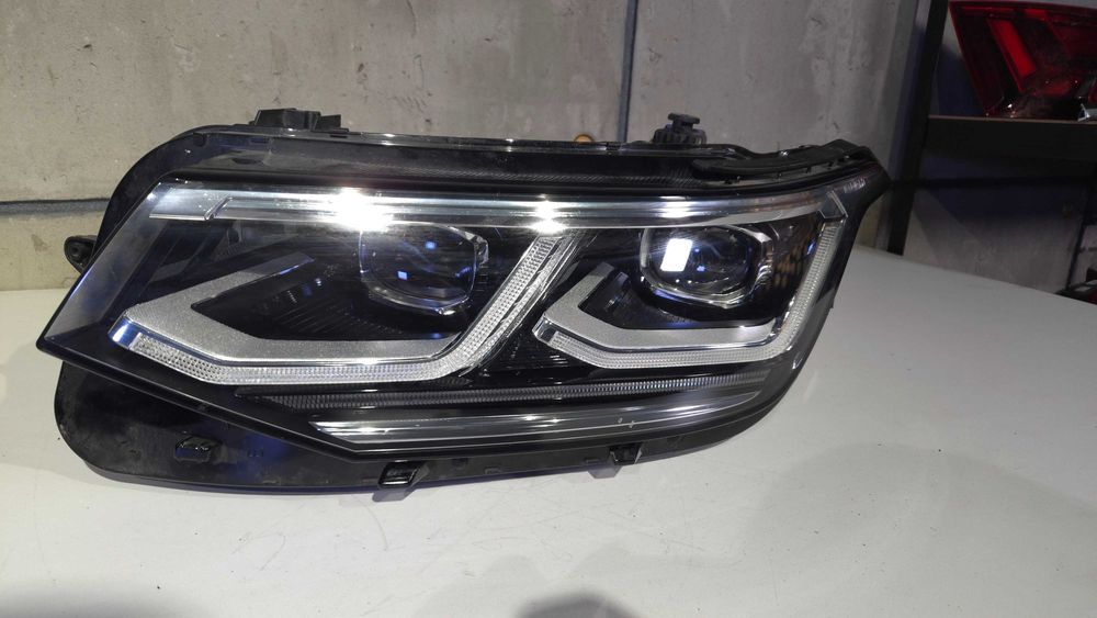 Фари Volkswagen Tiguan II IQ.Light LED (Європа)