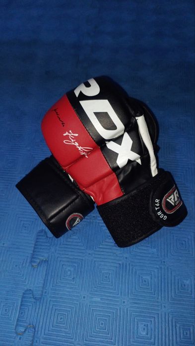 Рукавиці RDX для ММА